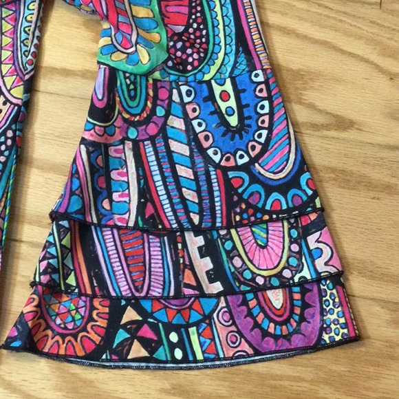 S Multi-colored whimsical dress with 3 tiered bell sleeves - Picture 10 of 14